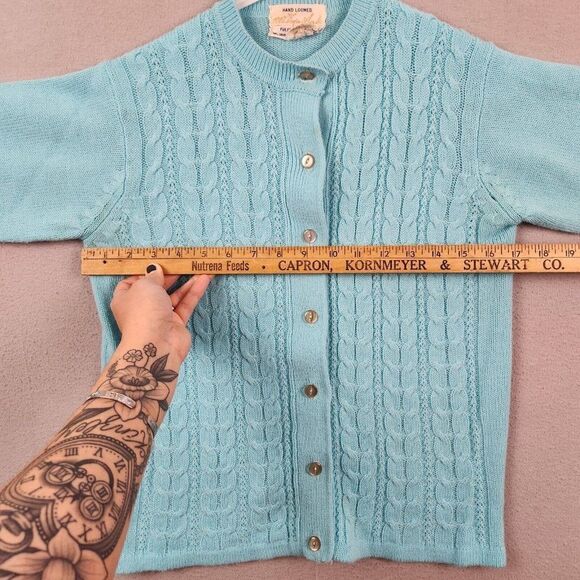 VINTAGE 70s Hand Loomed Acrylic Cable Knit Sweater Size Small S Blue - Picture 5 of 7